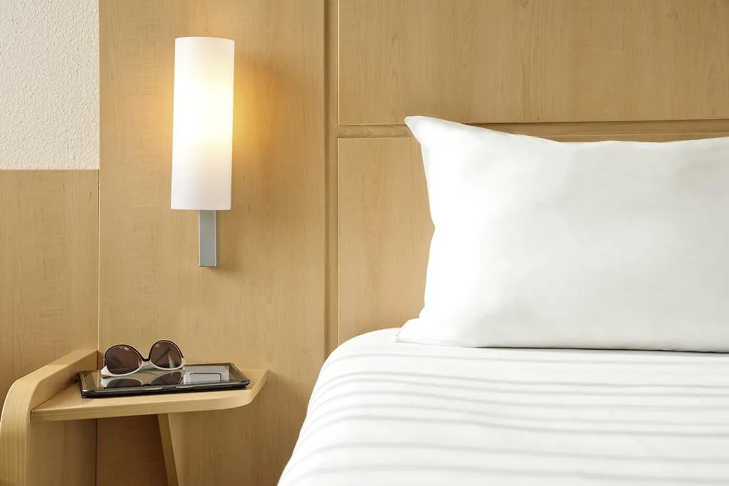 Ibis Warszawa Ostrobramska Hotel